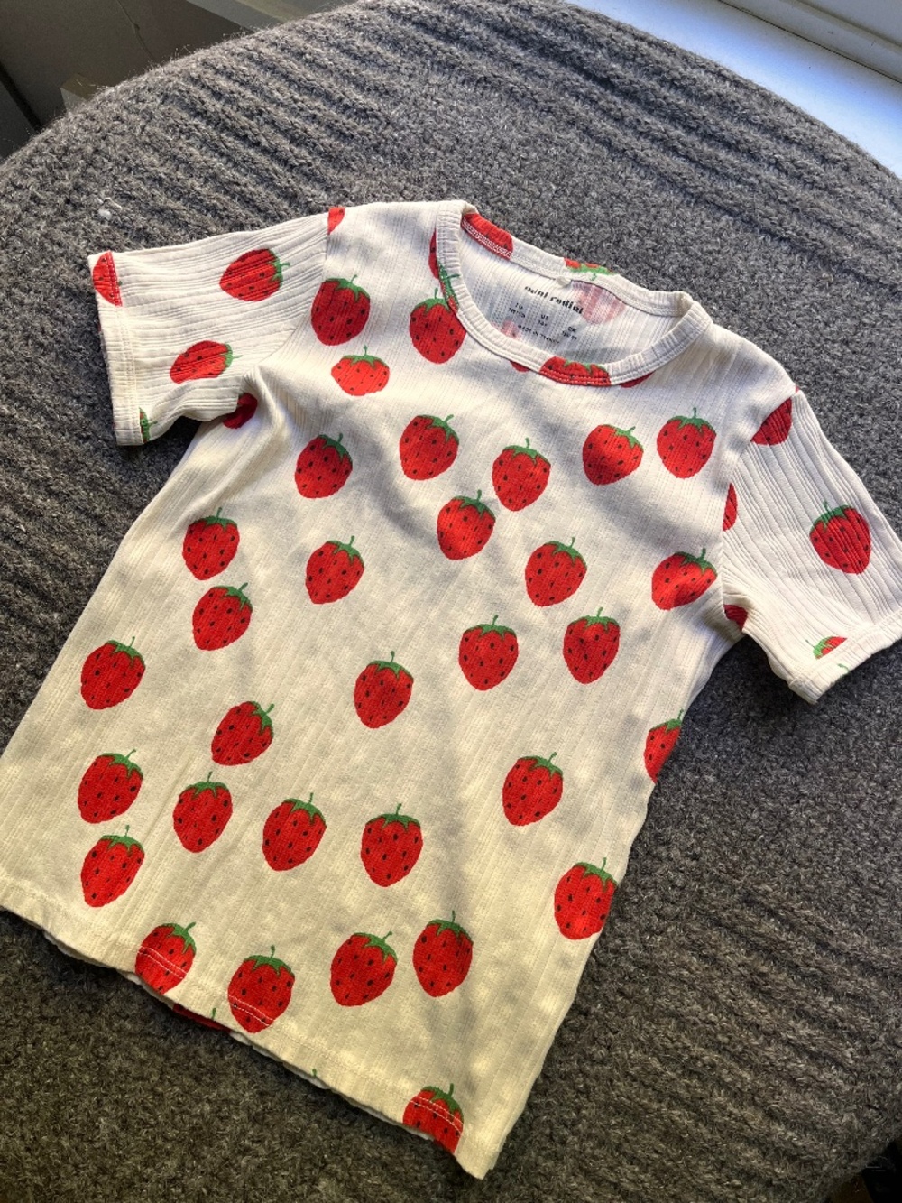 MINI RODINI short sleeve T-shirt, strawberries, 7-9Y